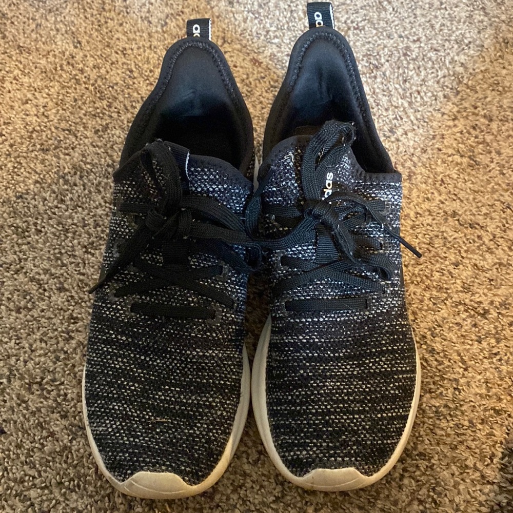 Adidas Tennis Shoes